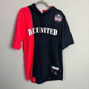 MITCHELL & NESS | NEW DC United Short Sleeve Hoodie Shirt Men’s Size Large